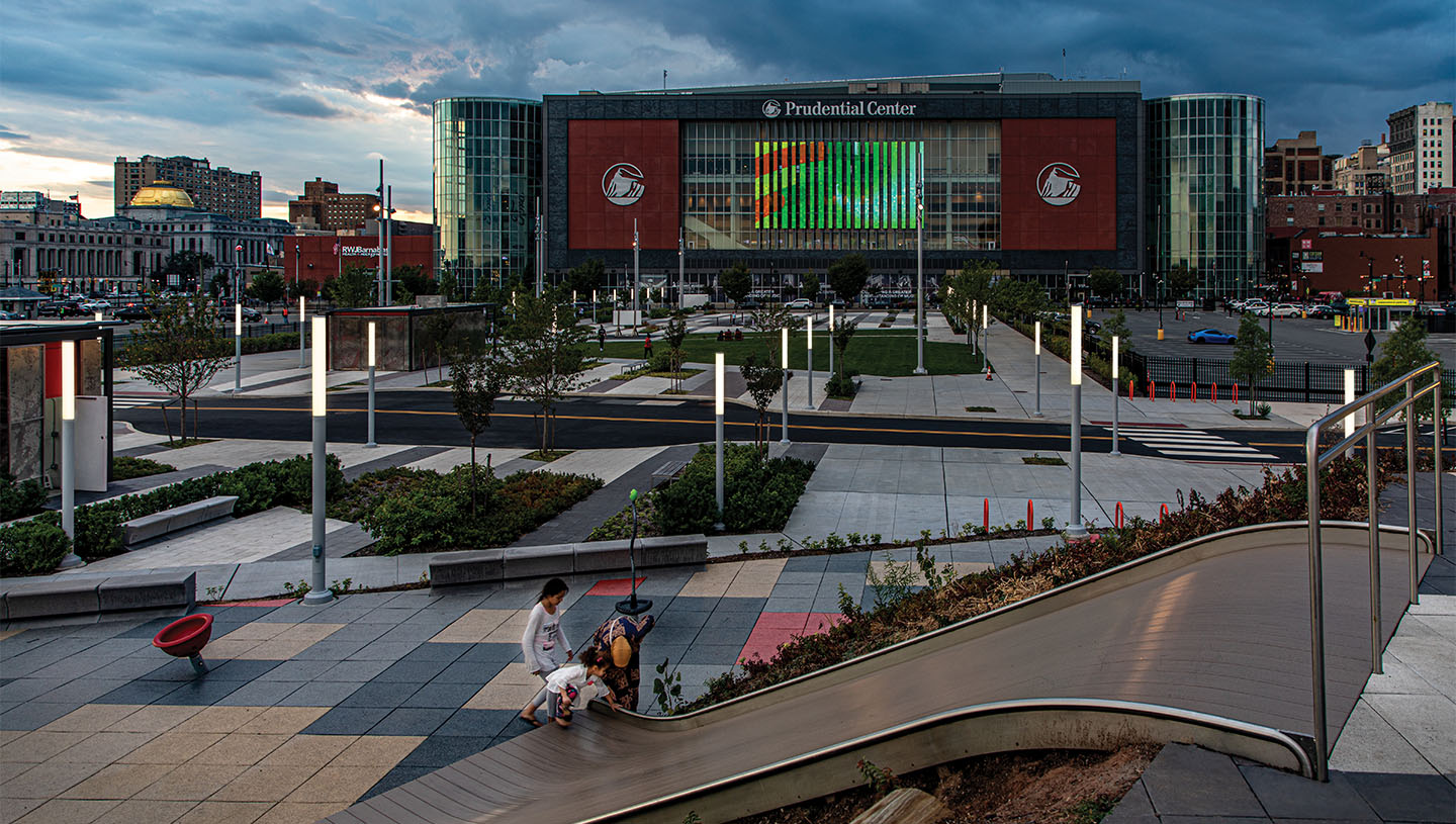 Large park near Prudential Center illuminated by Lumistik luminaires